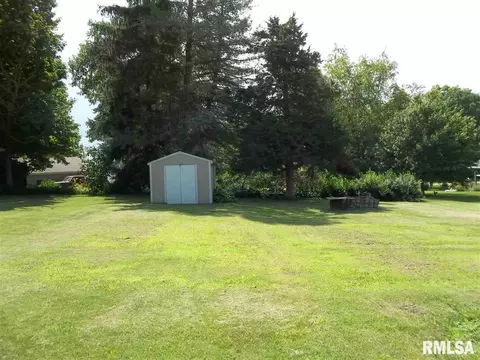 814 N Main, Eureka, IL 61530 photo 14
