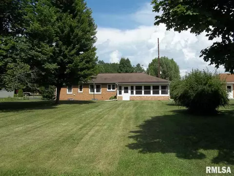814 N Main, Eureka, IL 61530 photo 16