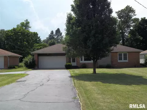 814 N Main, Eureka, IL 61530 photo 18
