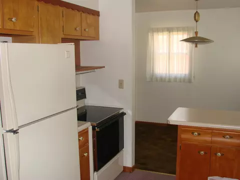 715 E Franklin St, Macomb, IL 61455 photo 5