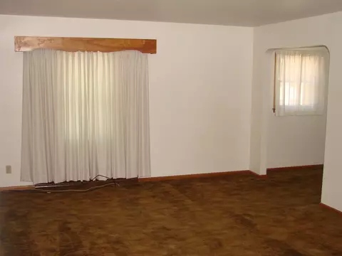 715 E Franklin St, Macomb, IL 61455 photo 2