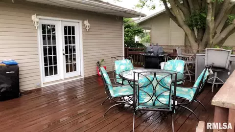 1120 E Sycamore, Canton, IL 61520 photo 32