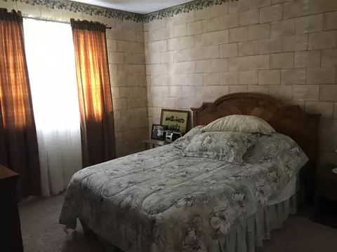 410 Pinecrest Dr, Macomb, IL 61455 photo 7