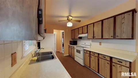 1013 E Jefferson St, Morton, IL 61550 photo 12