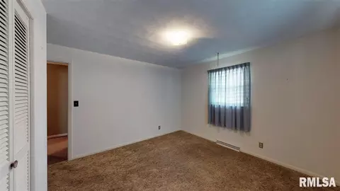 1013 E Jefferson St, Morton, IL 61550 photo 24