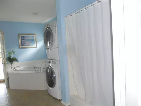 425 S Madison St, Macomb, IL 61455 photo 13