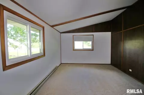 1300 4th St, Lacon, IL 61540 photo 13