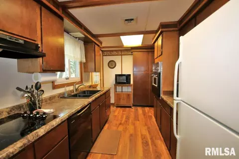 1300 4th St, Lacon, IL 61540 photo 9