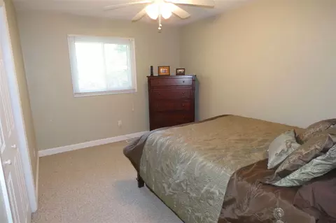 498 Oak Point Rd, Metamora, IL 61548 photo 13