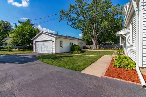 521 S Mathis Ave, Morton, IL 61550 photo 4