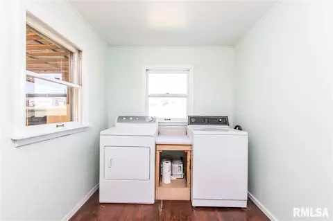 113 E Mill St, Roanoke, IL 61561 photo 20