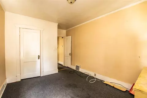 518 E Thrush Ave, Peoria, IL 61603 photo 10
