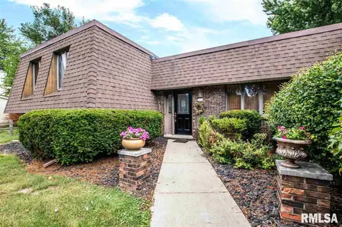125 N Castle Dr, Dunlap, IL 61525 photo 35