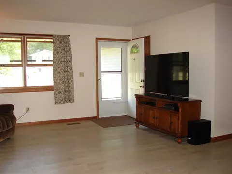906 Brookshire, Eureka, IL 61530 photo 12