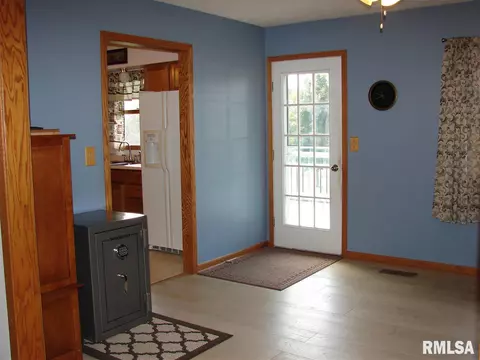 906 Brookshire, Eureka, IL 61530 photo 9