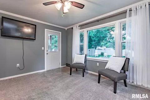 111 High St, Germantown Hills, IL 61548 photo 13