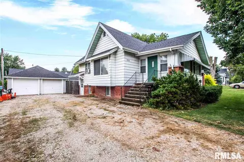 834 Maple Ave, Minonk, IL 61760 photo 1
