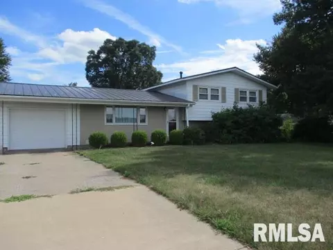 1507 W Grant St, Macomb, IL 61455 photo 1