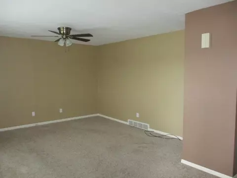 1507 W Grant St, Macomb, IL 61455 photo 4