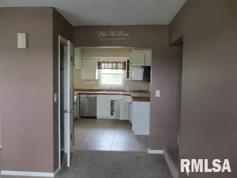 1507 W Grant St, Macomb, IL 61455 photo 3