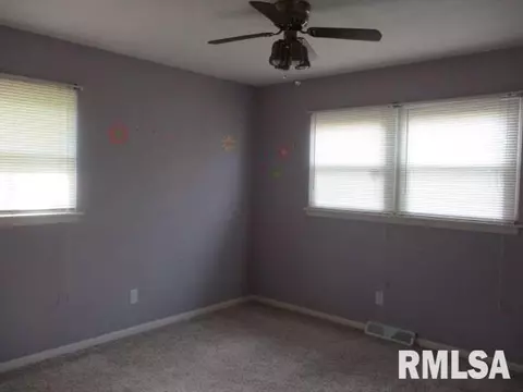 1507 W Grant St, Macomb, IL 61455 photo 9