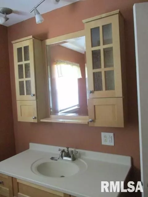 1507 W Grant St, Macomb, IL 61455 photo 12