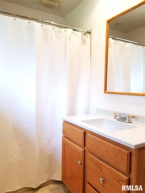6312 E Bch, Chillicothe, IL 61523 photo 17