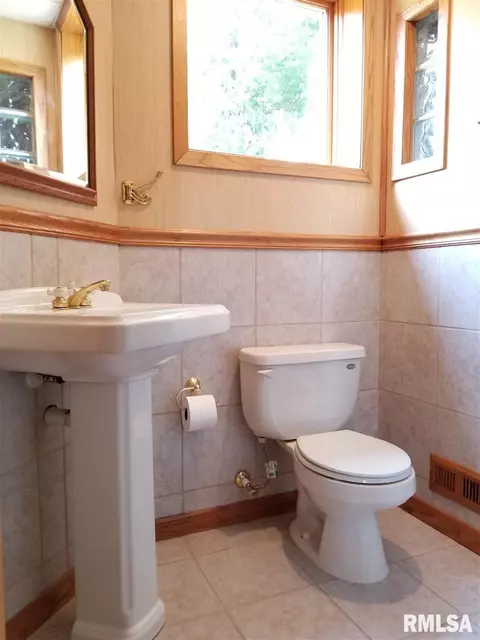 6312 E Bch, Chillicothe, IL 61523 photo 22