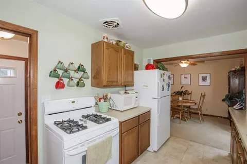 208 Fall St, Washington, IL 61571 photo 16