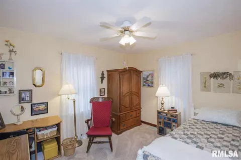 208 Fall St, Washington, IL 61571 photo 18
