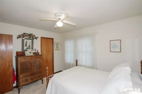 208 Fall St, Washington, IL 61571 photo 22