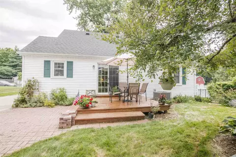 208 Fall St, Washington, IL 61571 photo 5