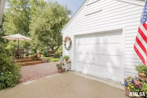 208 Fall St, Washington, IL 61571 photo 7