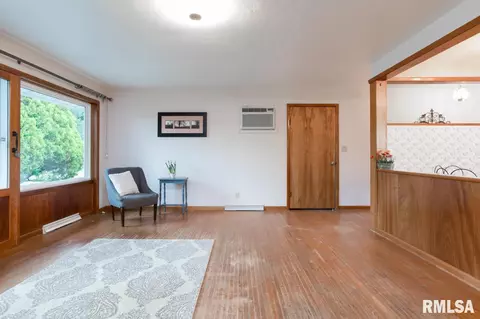 1515 E Resthaven Rd, Peoria, IL 61614 photo 7