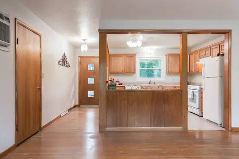 1515 E Resthaven Rd, Peoria, IL 61614 photo 8