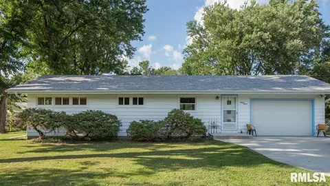 1515 E Resthaven Rd, Peoria, IL 61614 photo 1