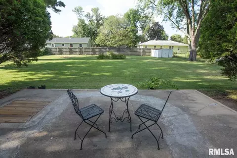 1515 E Resthaven Rd, Peoria, IL 61614 photo 26