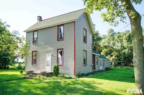 9010 E Manito Rd, Manito, IL 61546 photo 1