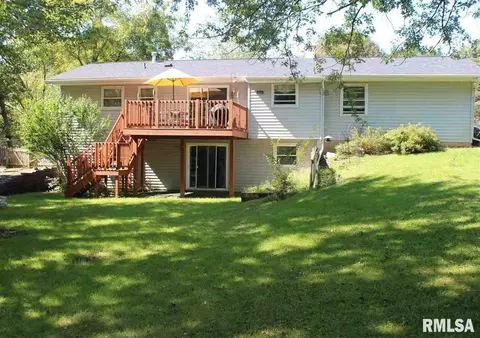 1407 Debbie Ln, Macomb, IL 61455 photo 4
