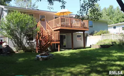 1407 Debbie Ln, Macomb, IL 61455 photo 5
