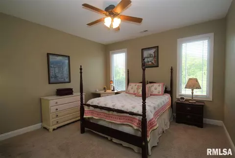 122 Eagle Rdg, Washington, IL 61571 photo 16