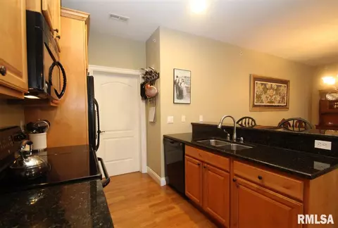 122 Eagle Rdg, Washington, IL 61571 photo 7
