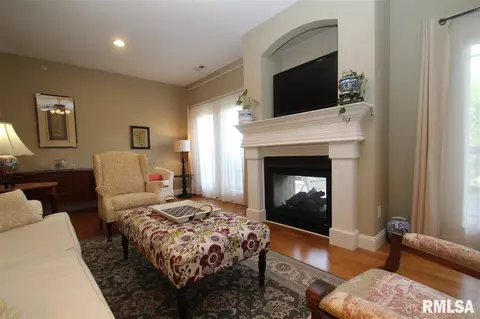 122 Eagle Rdg, Washington, IL 61571 photo 15