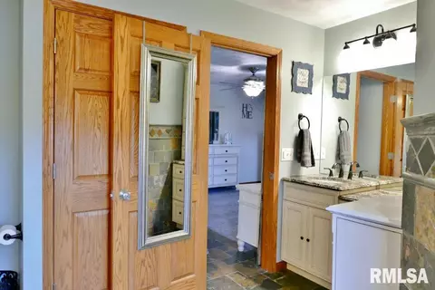 6322 S Tapping Rd, Mapleton, IL 61547 photo 15