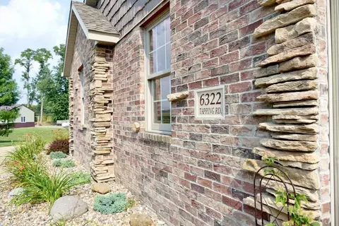 6322 S Tapping Rd, Mapleton, IL 61547 photo 3