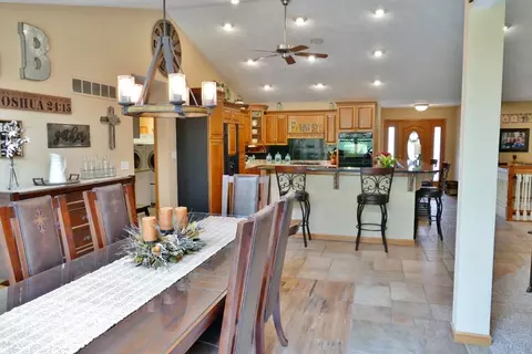 6322 S Tapping Rd, Mapleton, IL 61547 photo 12
