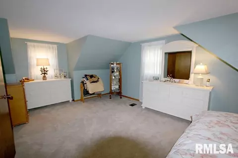 705 Devonshire Rd, Washington, IL 61571 photo 8