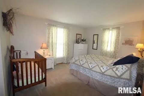 705 Devonshire Rd, Washington, IL 61571 photo 12