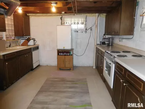 604 E Washington St, Morton, IL 61550 photo 16