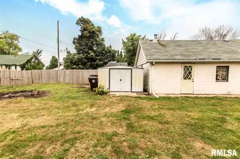 107 N 2nd St, Dunlap, IL 61525 photo 32